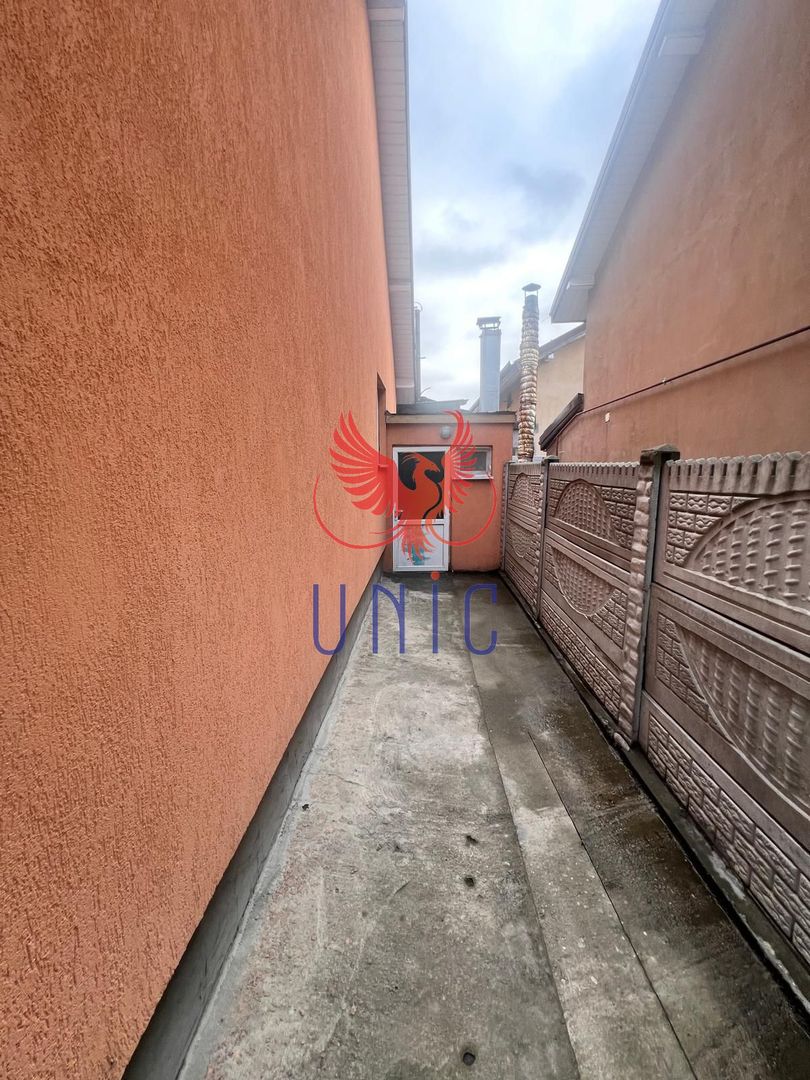 Casa la pret de apartament!!Bariera Valcii - Poză 22