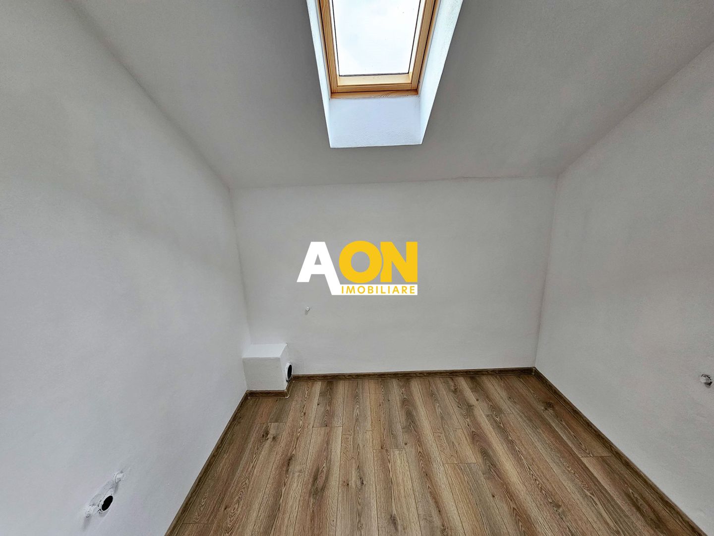 Casa finisata la cheie, 4 camere, 3 bai, 363 mp teren, zona Micesti - Poză 13