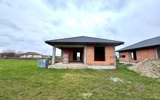 Casa in rosu tip mediteranean | 120 mp | Zona Vetis - Poză 13