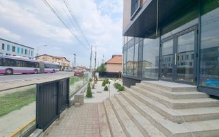 Cladire comerciala situata la drum intens circulat, 1365 mp utili + 20 parcari - Poză 10