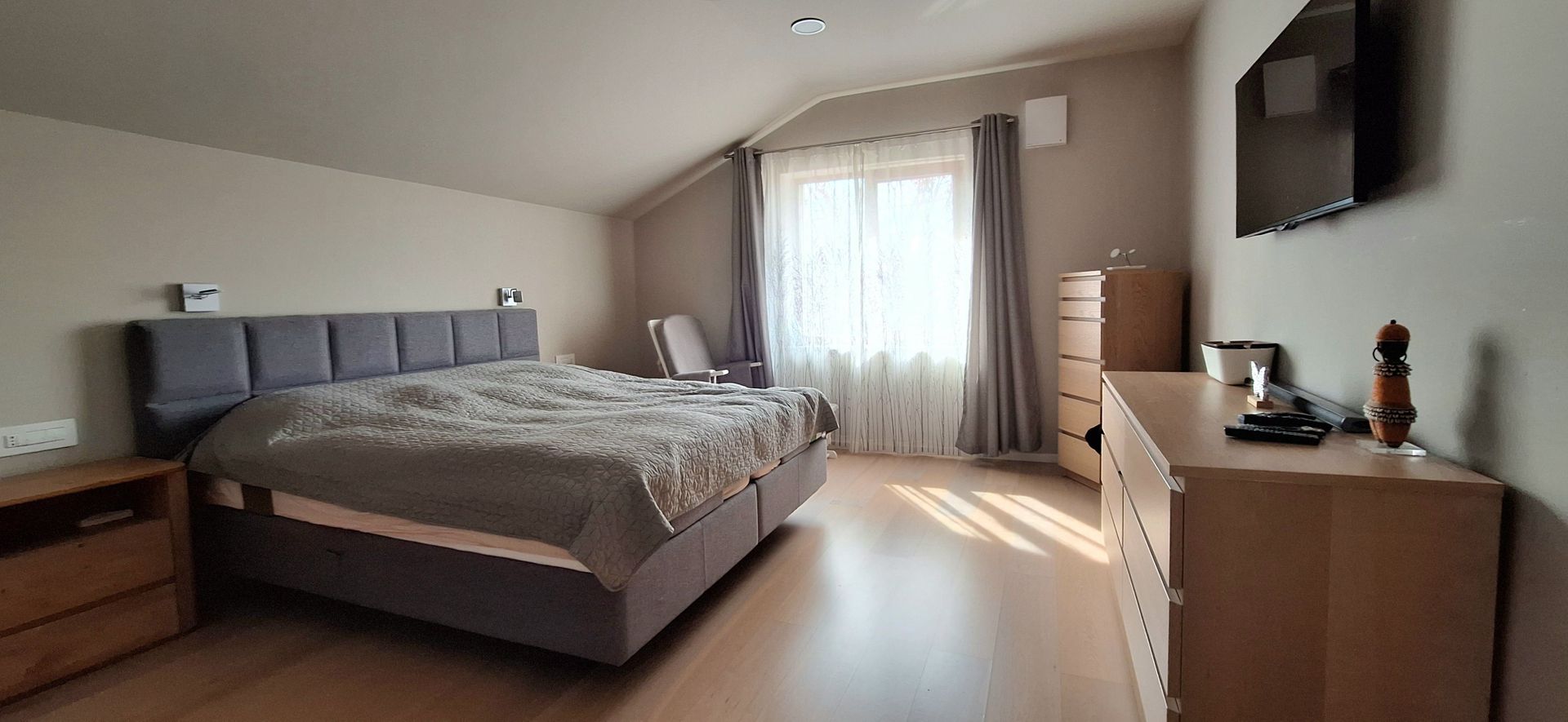 Casa eficienta energetic cu piscina in Giroc - Poză 26