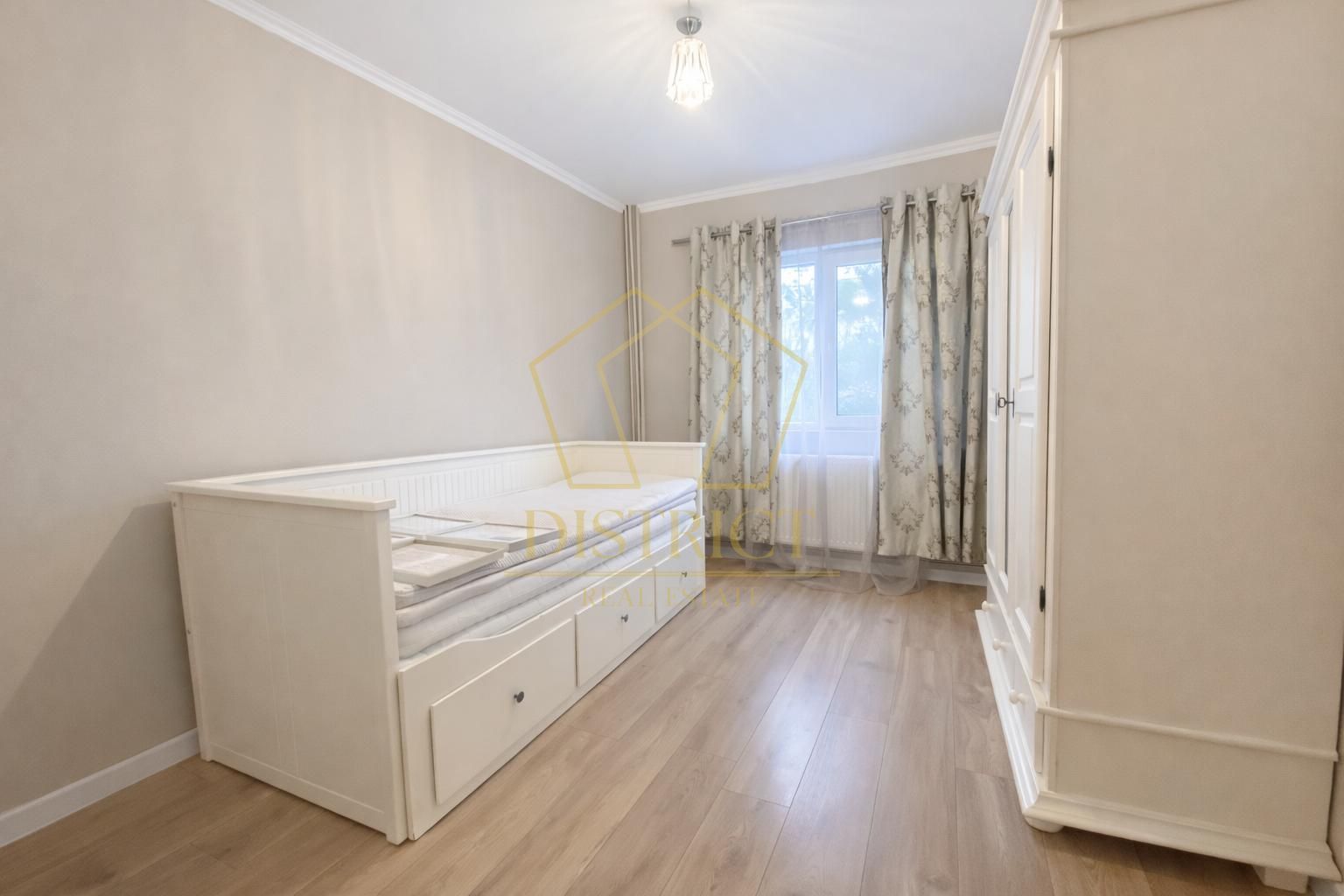 Apartament superb cu 3 camere | Aradului - Poză 5