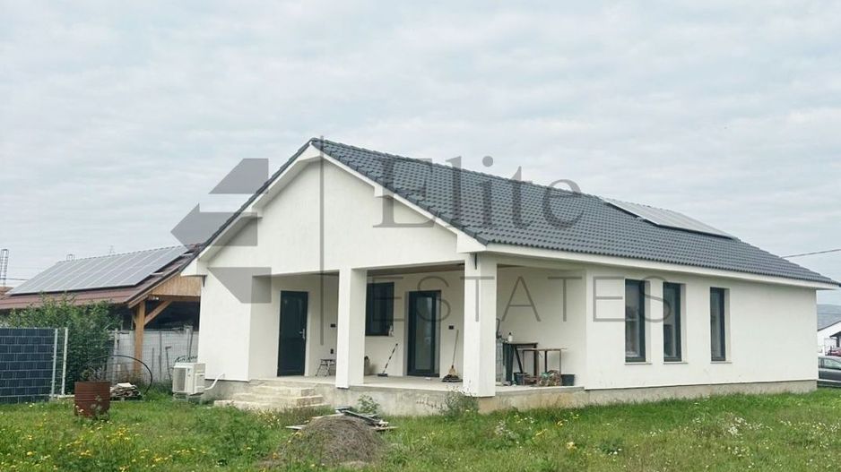 Casa moderna de vanzare la cheie! - Poză 10