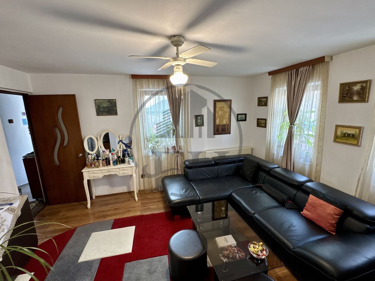 Apartament 3 camere de vanzare Constanta, zona Centrala - Poză 18