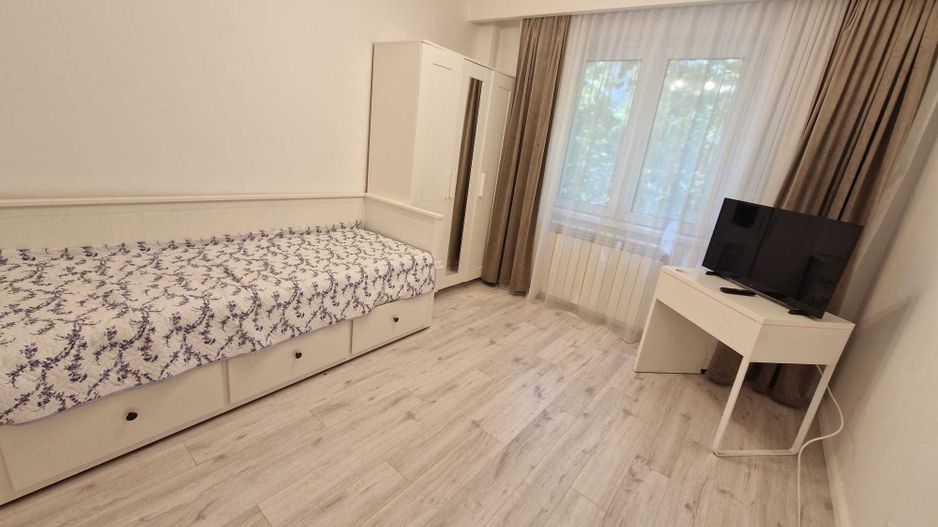 Apartament 2 camere in zona Dristor 9 minute de metrou renovat - Poză 2