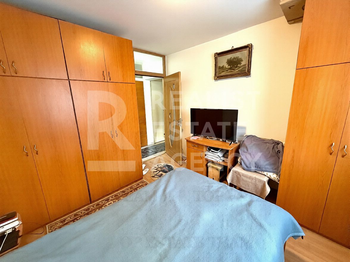 Sebastian - 13 Septembrie | 3 Camere | Decomandat | Bloc 1986 - Poză 2