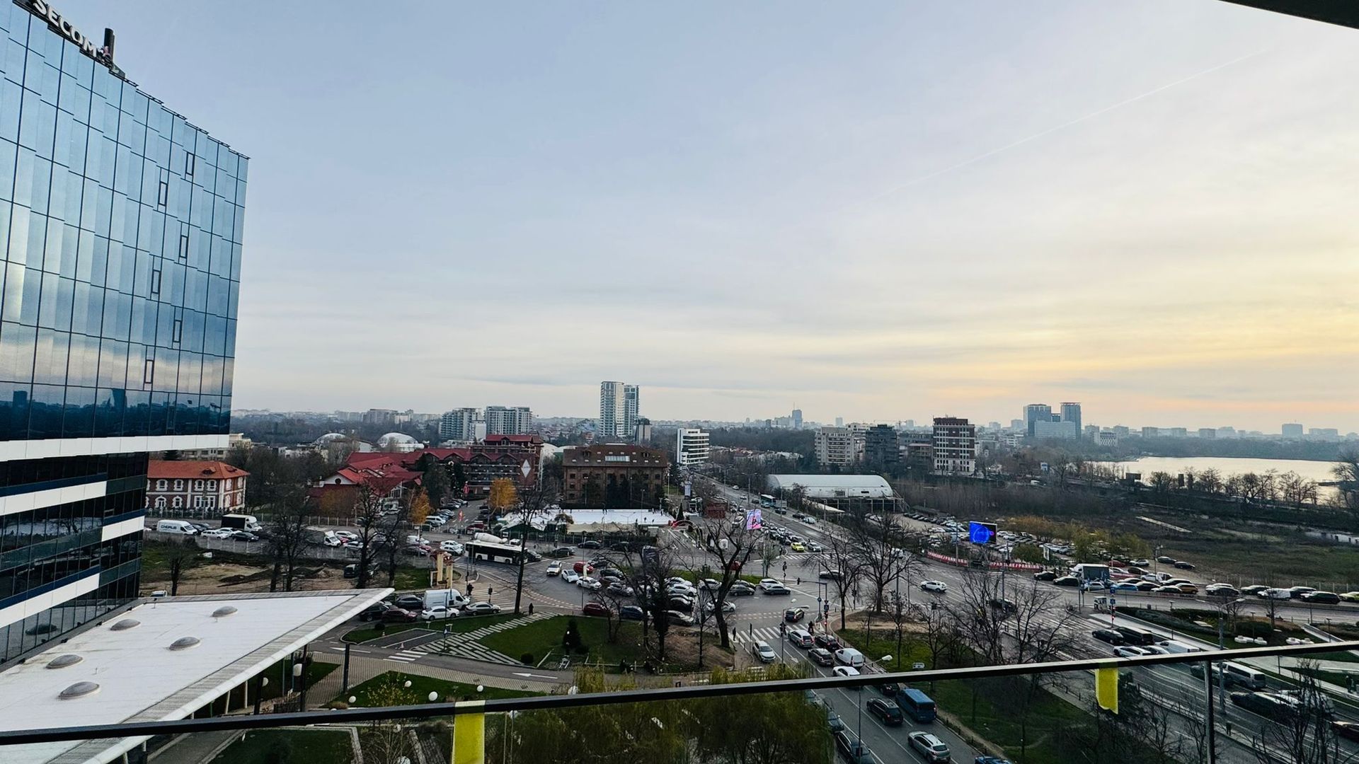 Apartament 2 camere | ONE Floreasca Towers | VEDERE LAC - Poză 1