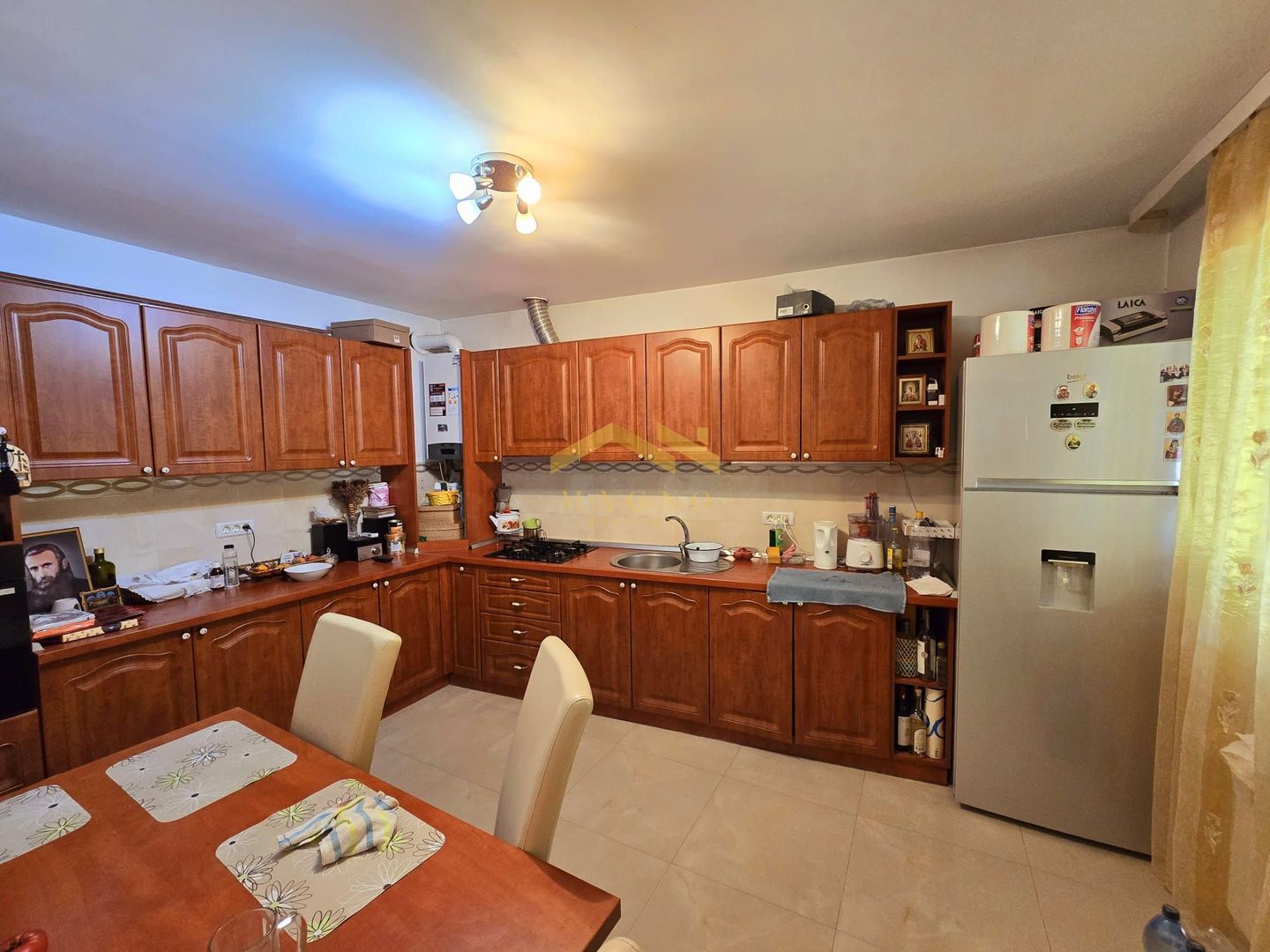 Casa de vanzare cu teren mare pe Ady Endre Aradul nou - Poză 22