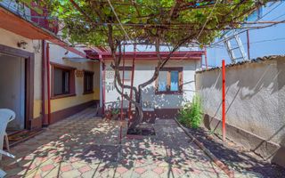 Sala Sporturilor – Bd. Tomis | Casă cu curte în centrul Constanței - Poză 3