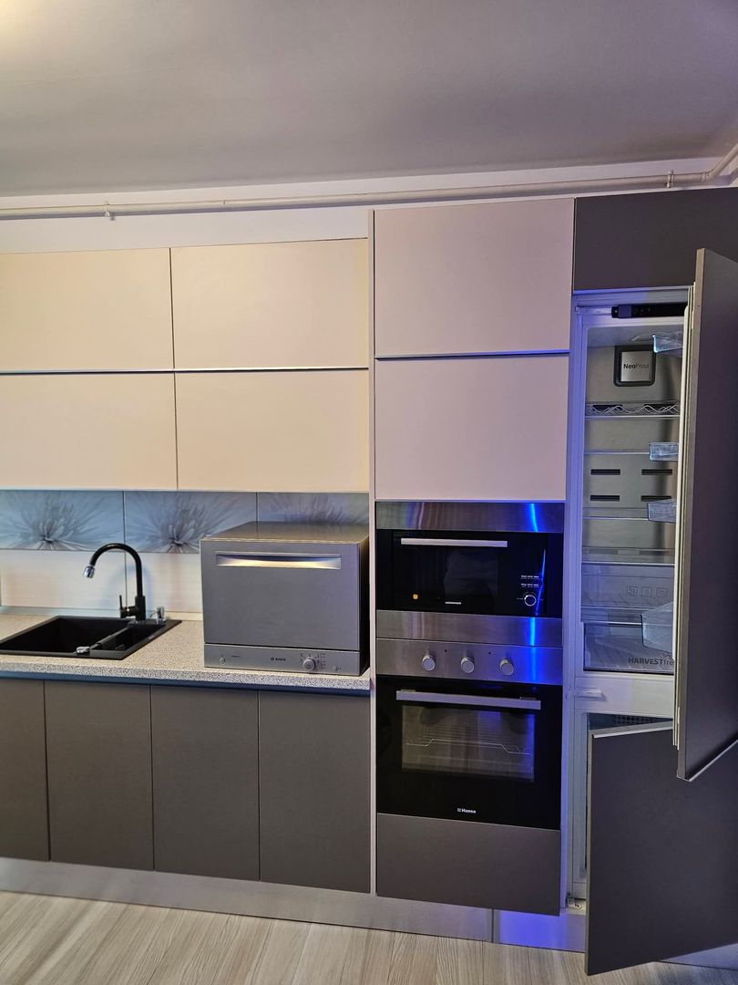 AP. 2 CAMERE APARATORII PATRIEI, CENTRALA, PARCARE, METROU 15 MINUTE - Poză 8