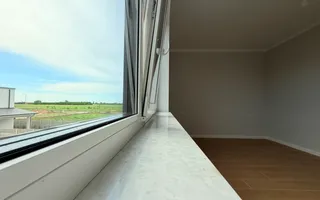 Bucovăț-Duplex 4 Camere-La Cheie - Poză 18