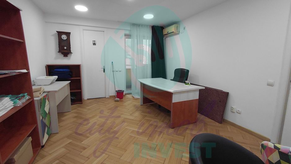 Interbelic 1934 | 4 camere, 4 balcoane, centrala | Piata Sf. Stefan - Poză 5