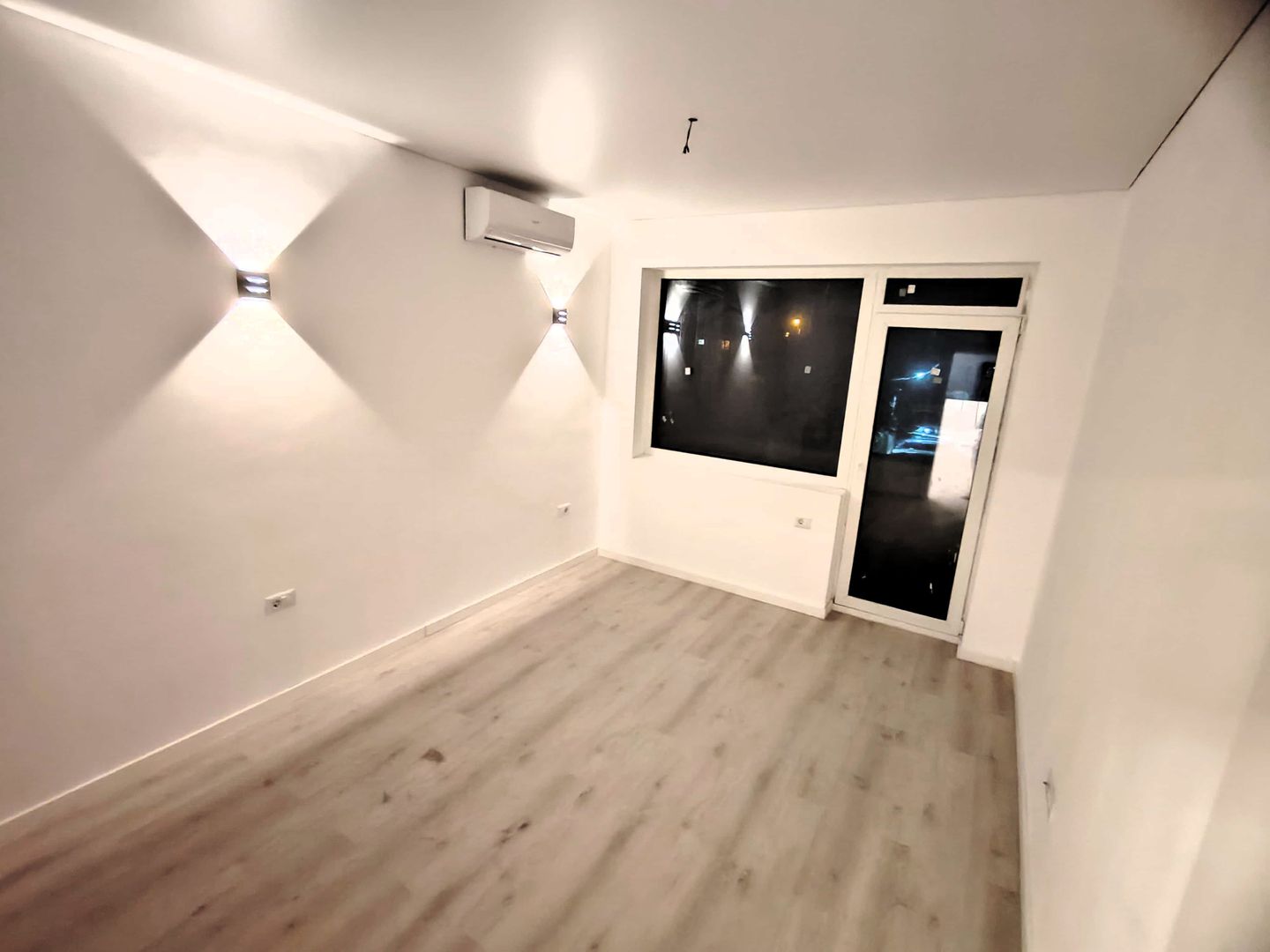 Mamaia_Nord_2 Camere_Nou_An 2024_Finisat_Investitie_TVA Zero - Poză 3