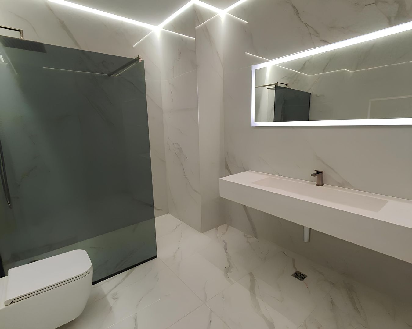 Elegant 3-Bedroom Apartment | Floreasca I Lake view - Poză 13