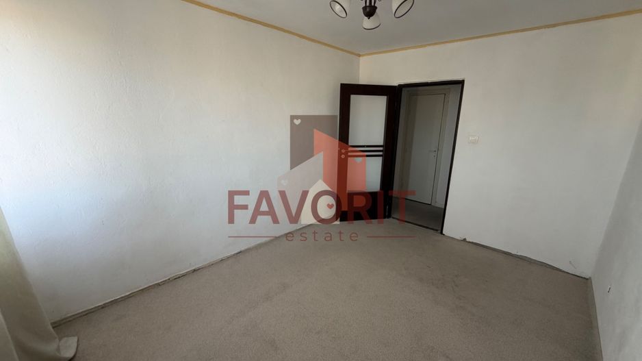 Disponibil imediat. Pozitie excelenta. Bloc izolat - Poză 14