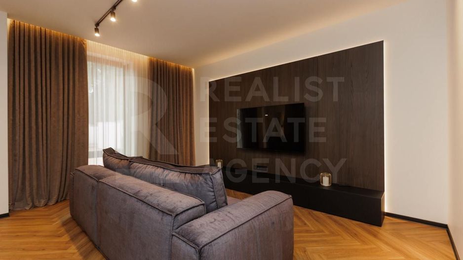 Chirie, apartament, 5 camere, str. Lacului, Centru - Poză 5
