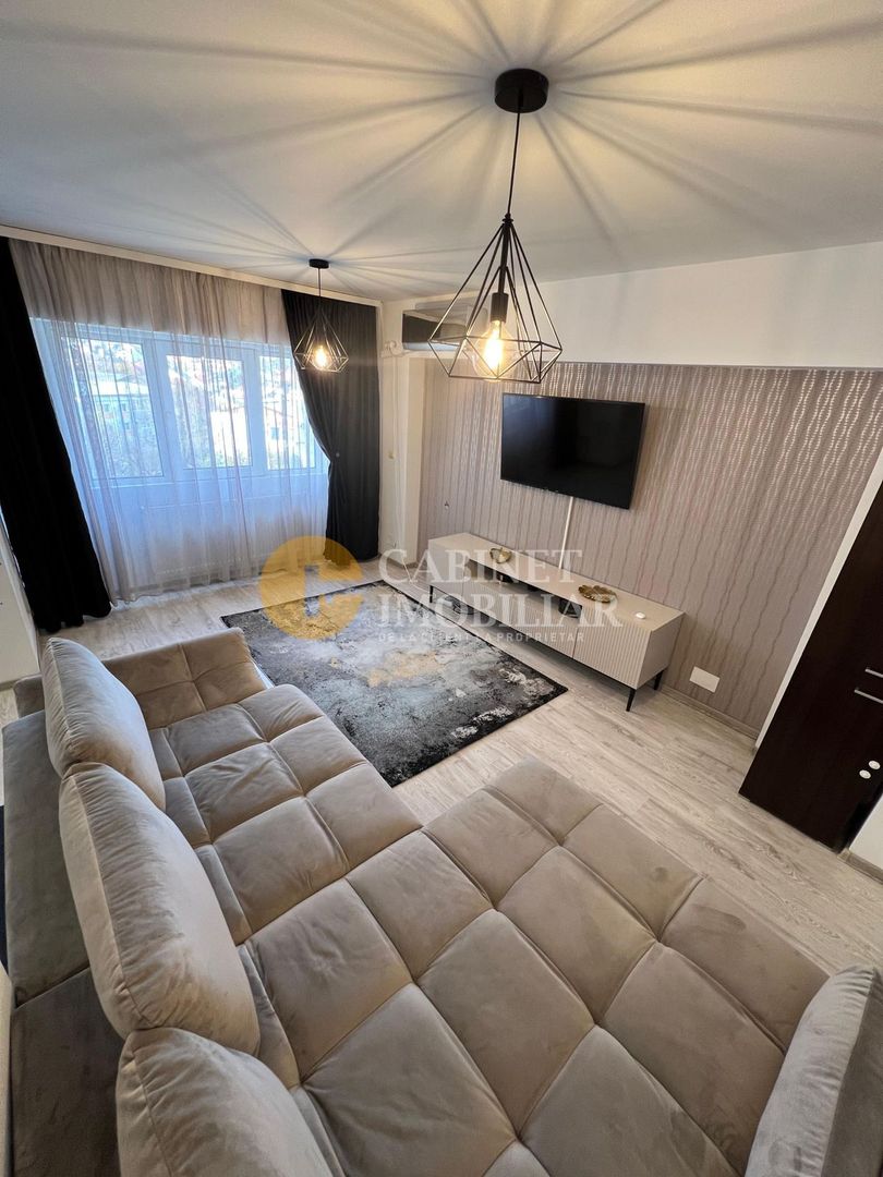 Nicolina- 3 Camere Decomandat -Etaj Intermediar - 2 Bai- Bloc 1986 - Poză 9