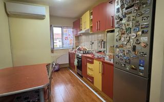 NECTORA IMOB-Apartament 3 camere, 2 bai, 2 balcoane, Zona Horea, 64 mp - Poză 2