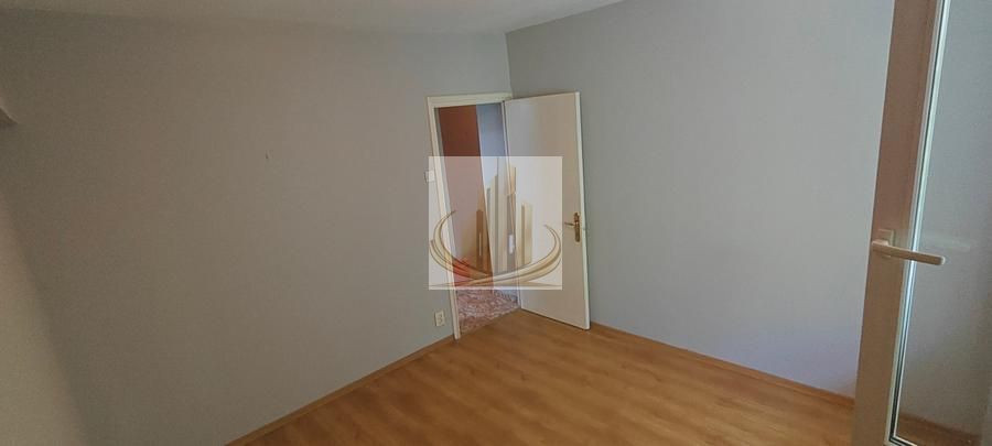 Vanzare apartament 3 camere decomandat Tineretului - Poză 6