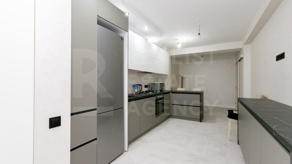 Chirie, apartament, 2 camere, strada Sprîncenoaia, Telecentru - Poză 1