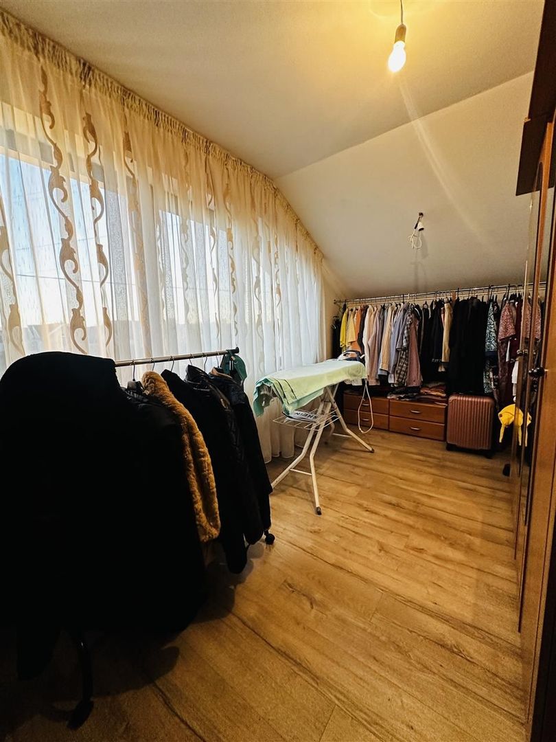 Casa 5 dormitoare 3 bai Oradea - Poză 21