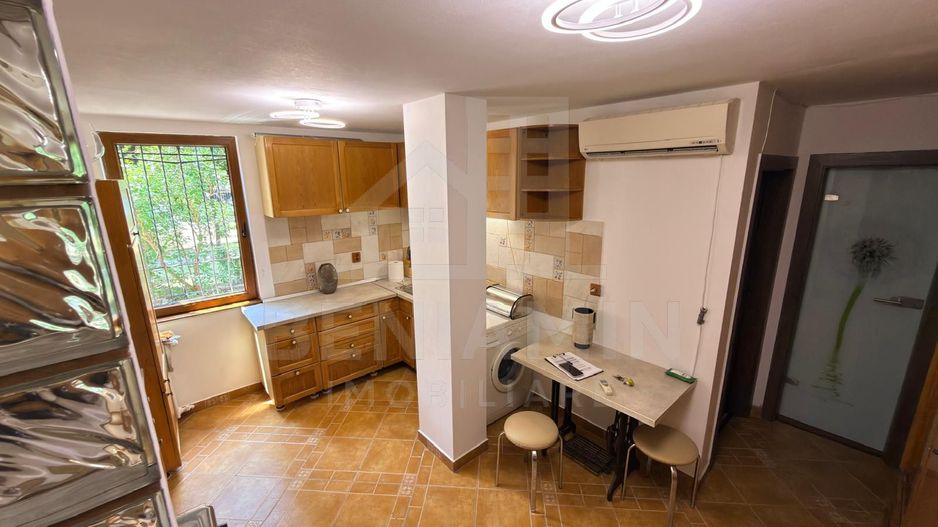 Apartament 3 camere Calea Bucuresti parter mobilat si utilat 56mp - Poză 4
