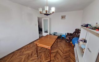 Apartament 4 Camere, 77 mp, Decomandat, Zona Cetate - Poză 4