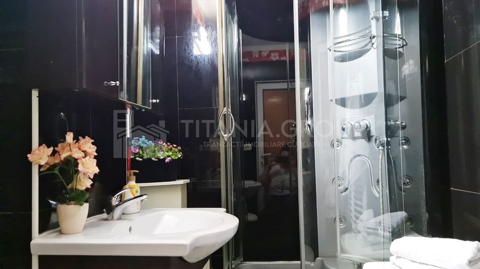 Apartament 3 camere, 2 bai, etj 1, zona Racadau, priveliste superba spre Tampa - Poză 7