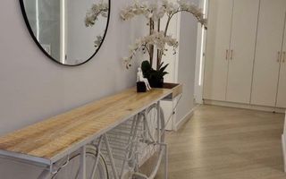 Cortina North, Particular - Poză 6