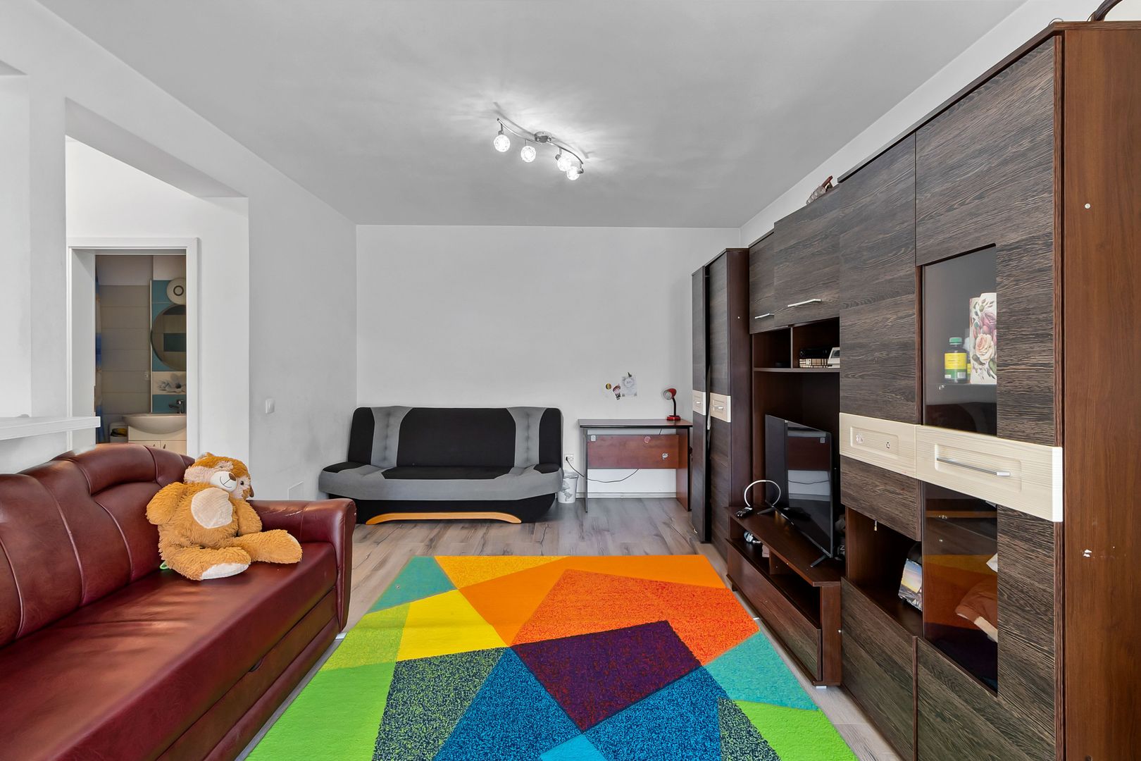 Apartament 2 camere de vânzare – Sanpetru, parter, curte proprie - Poză 2
