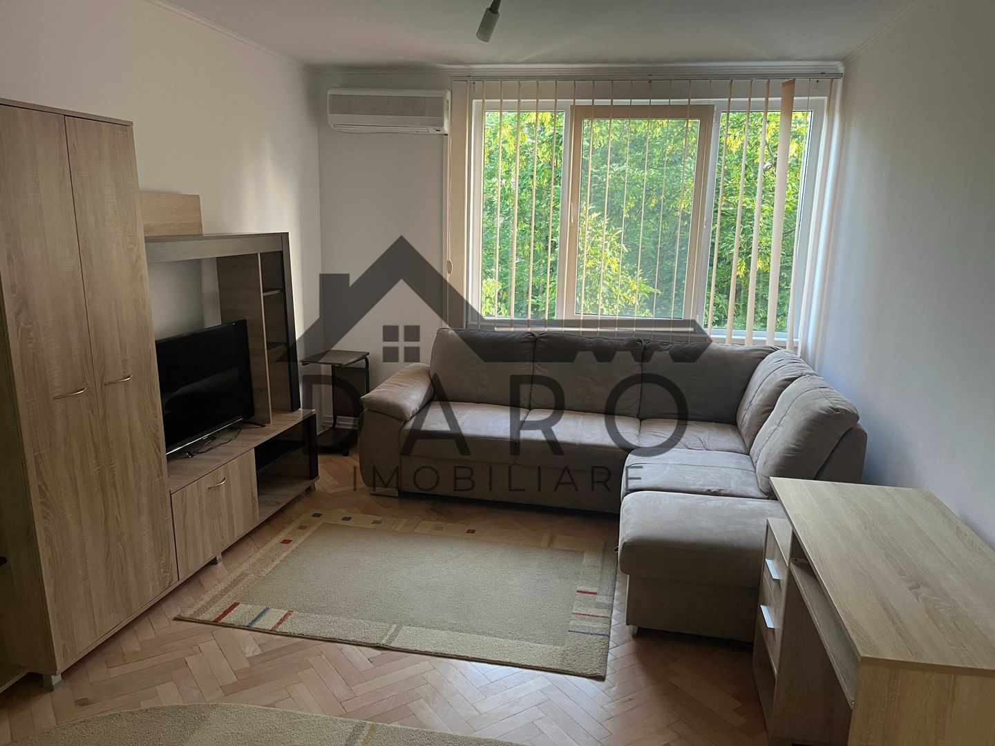 De inchiriat apartament 2 camere Cornisa - Poză 4