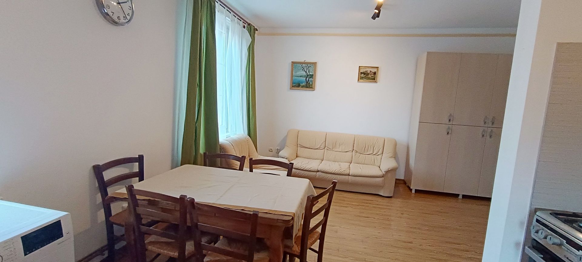 Apartament cu suprafata de 110mp-zona colinei - Poză 3
