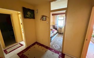 Apartament 2 camere, etaj 2 - Cugir - Poză 8