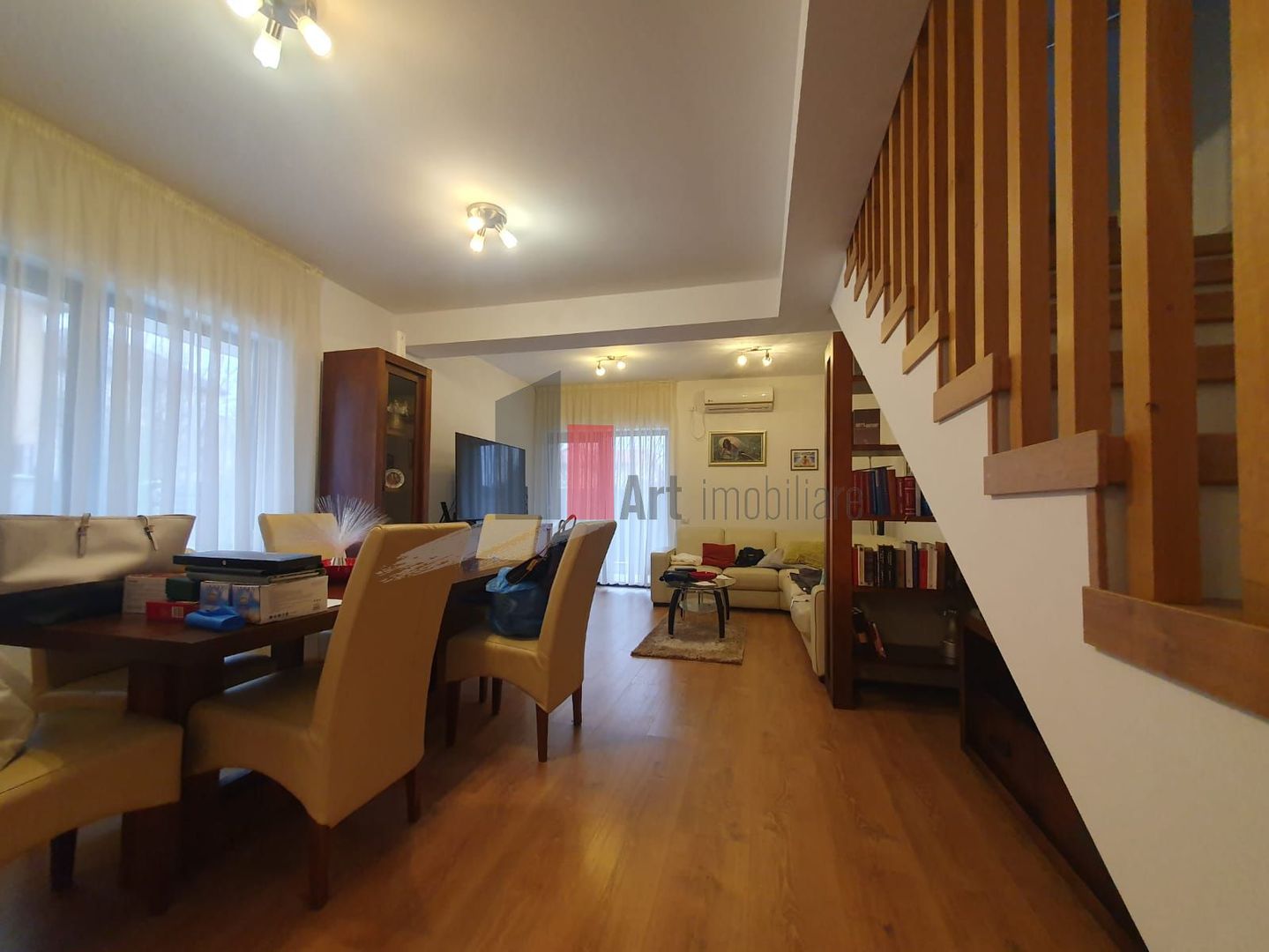 Vila de inchiriat Tunari - Nicolae Iorga - Poză 2