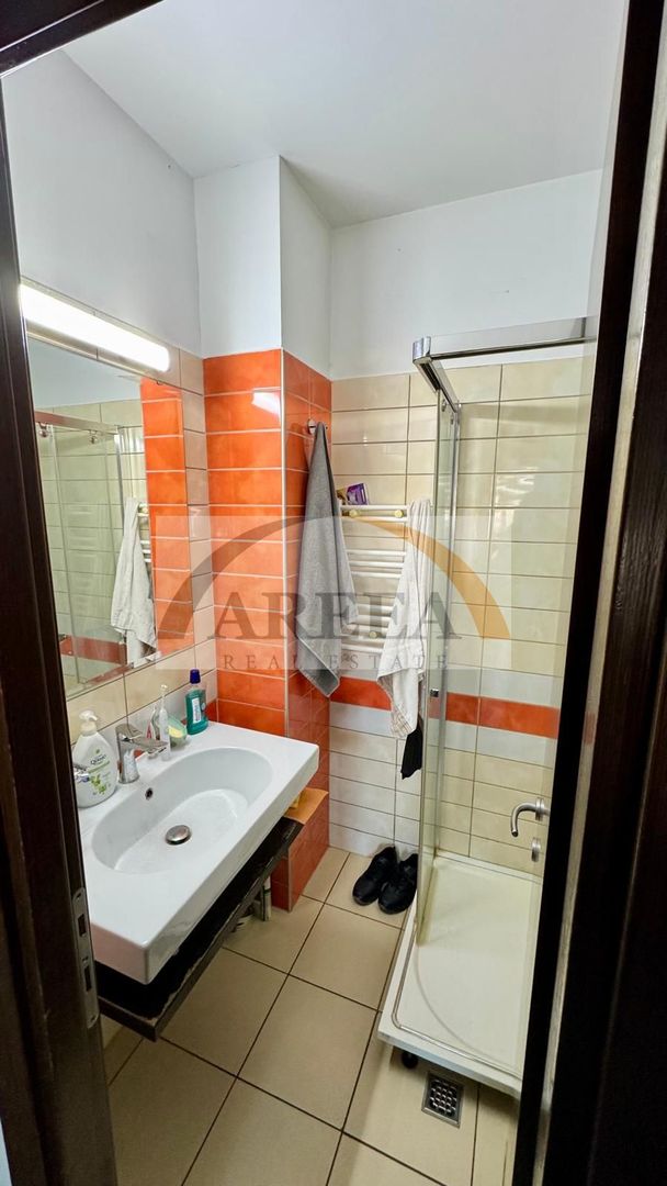 De vanzare - 3 camere decomandat etaj 4 - Splaiul Unirii - Poză 11