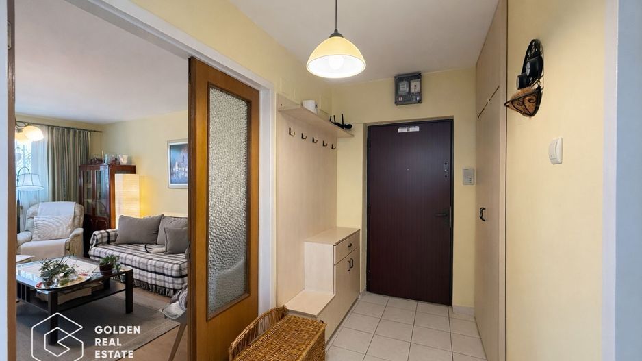Apartament 5 camere decomandat, cu garaj si boxa, zona Vlaicu - Poză 12