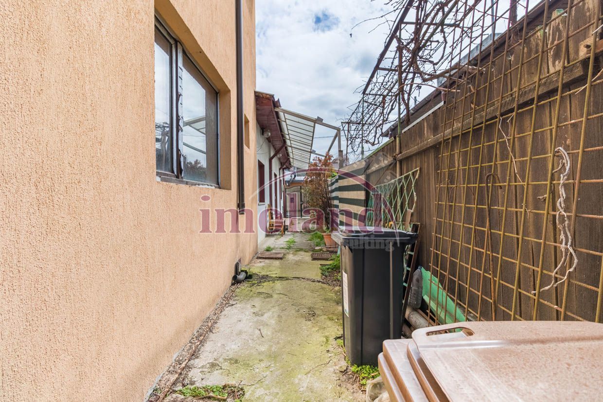 Vanzare - vila noua+spatiu birou/comercial - Crangasi-Constructorilor - Poză 6