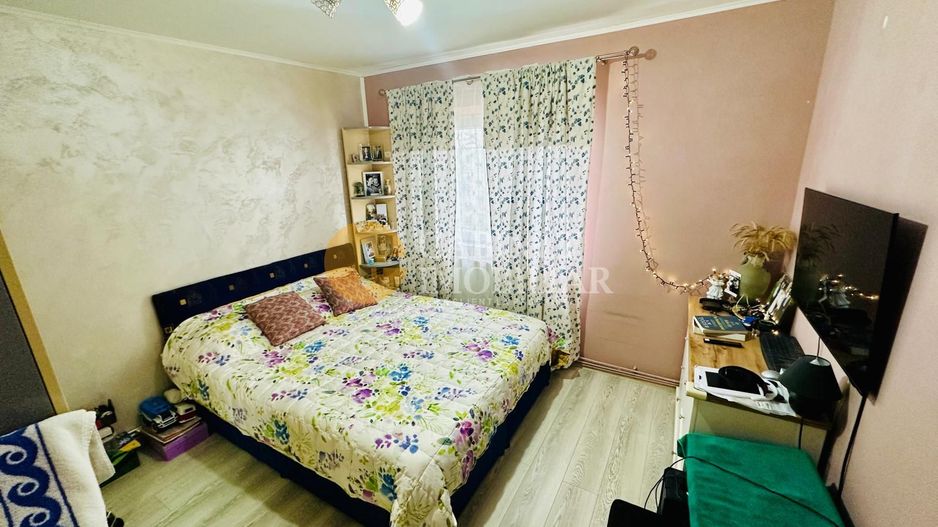 Ap. 3 Camere Decomandat - Zona Dacia - Bloc din 1982 - Poză 1