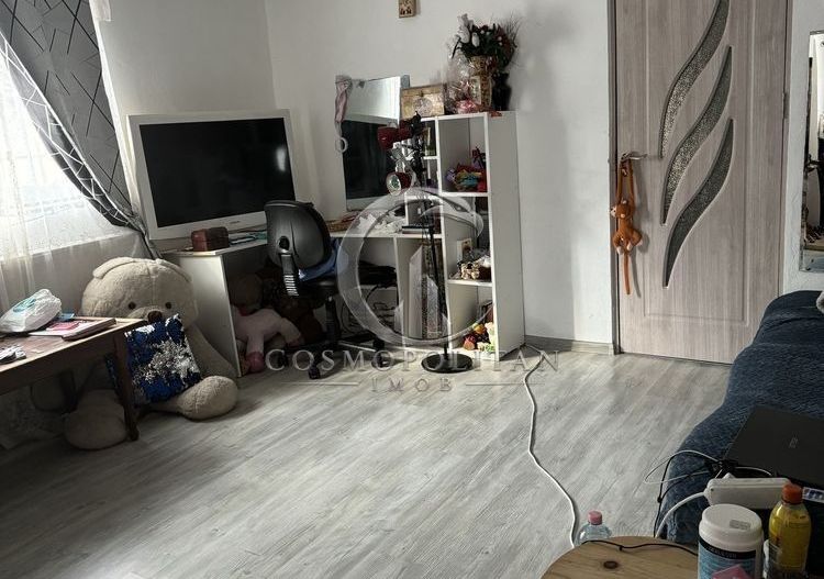 Casa cu 5 camere in zona D. Filipescu Posta teren 400mp Pret: 110.000 neg. - Poză 6