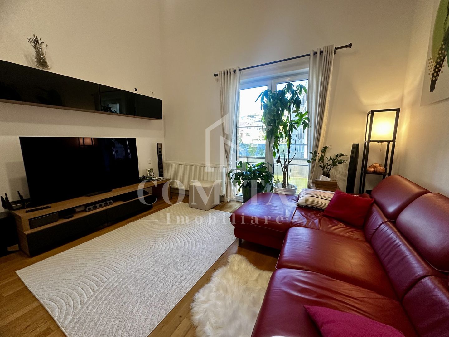 Penthouse cu scara interioară | Parcare și Boxă | Valea Chintaului - Poză 4