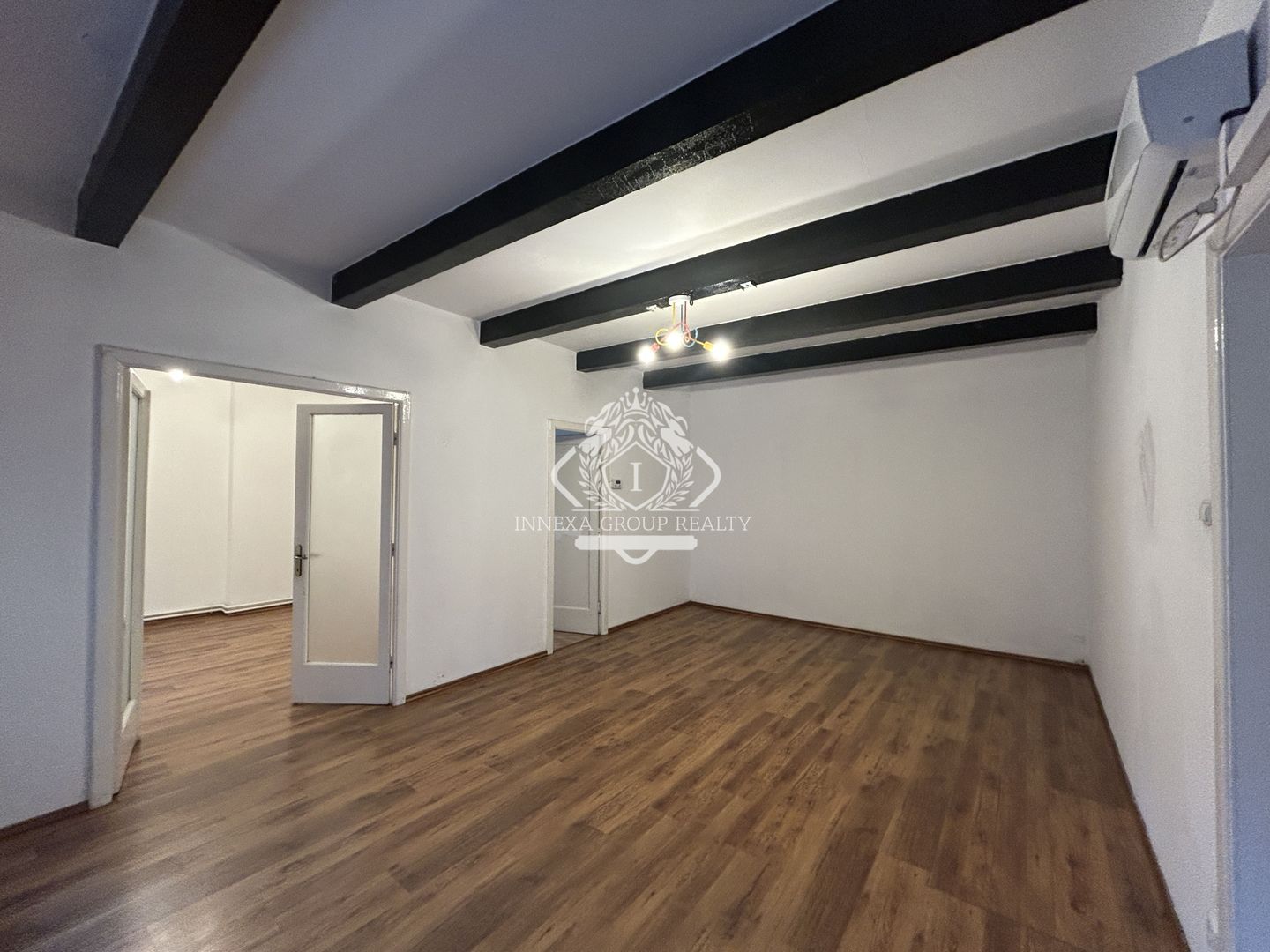 Stefan cel Mare | Apartament 4 camere in vila | 109mp | Garaj - Poză 1