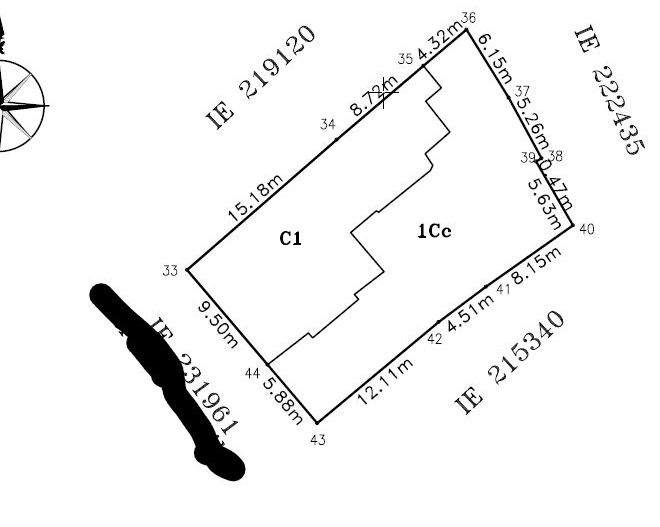 APARTAMENT DEOSEBIT CU 3 CAMERE IN VILA || CURTE - Schiță 24