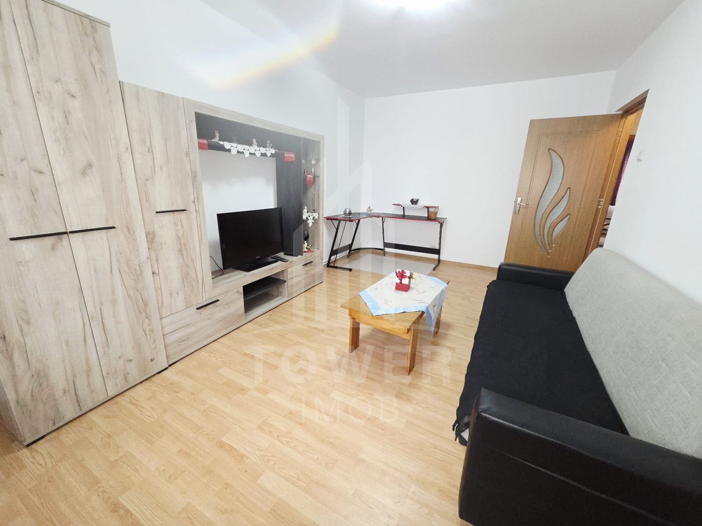 Apartament 3 camere de închiriat - Vasile Aaron - Poză 1