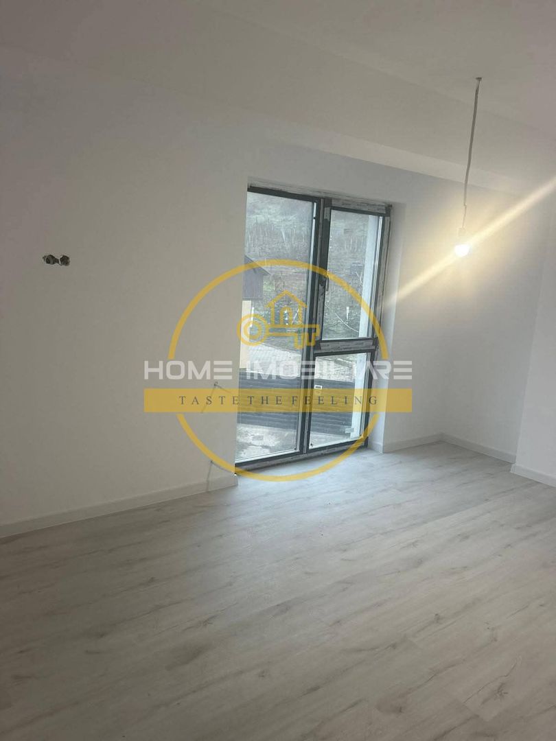 Apart 3 camere 74900 euro intabulat Hlincea - Poză 2