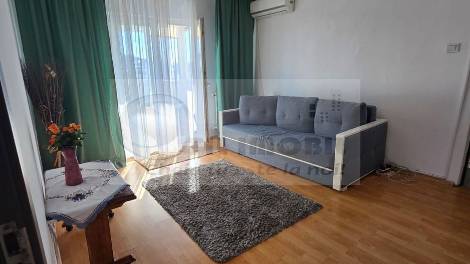 Apartament 2 camere  Piata nicolina 78.500 euro neg., bloc fara risc - Poză 1