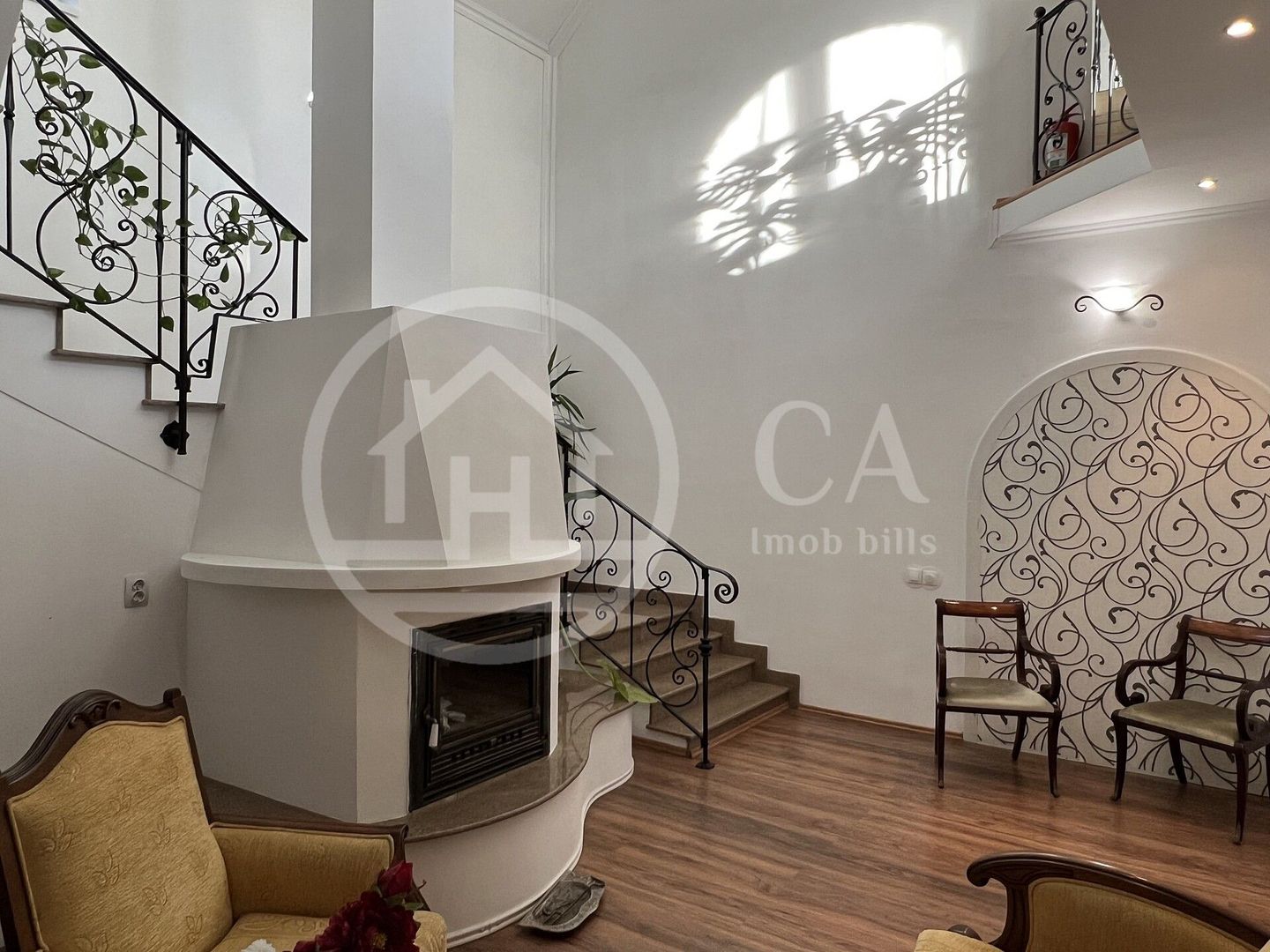 Vila cu 6 camere de inchiriat ultracentral Oradea - Poză 2