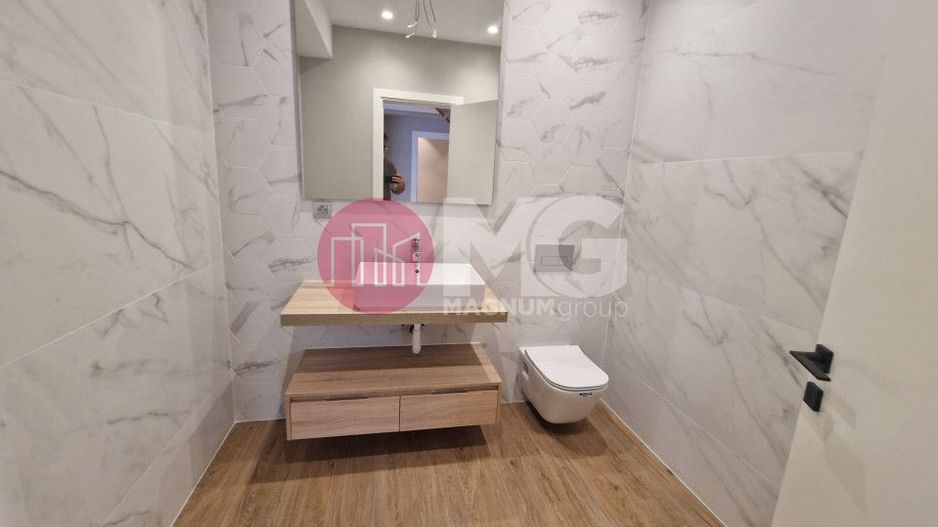 Penthouse de vanzare - 4 camere -vedere lac- Laguna Residence - Poză 4