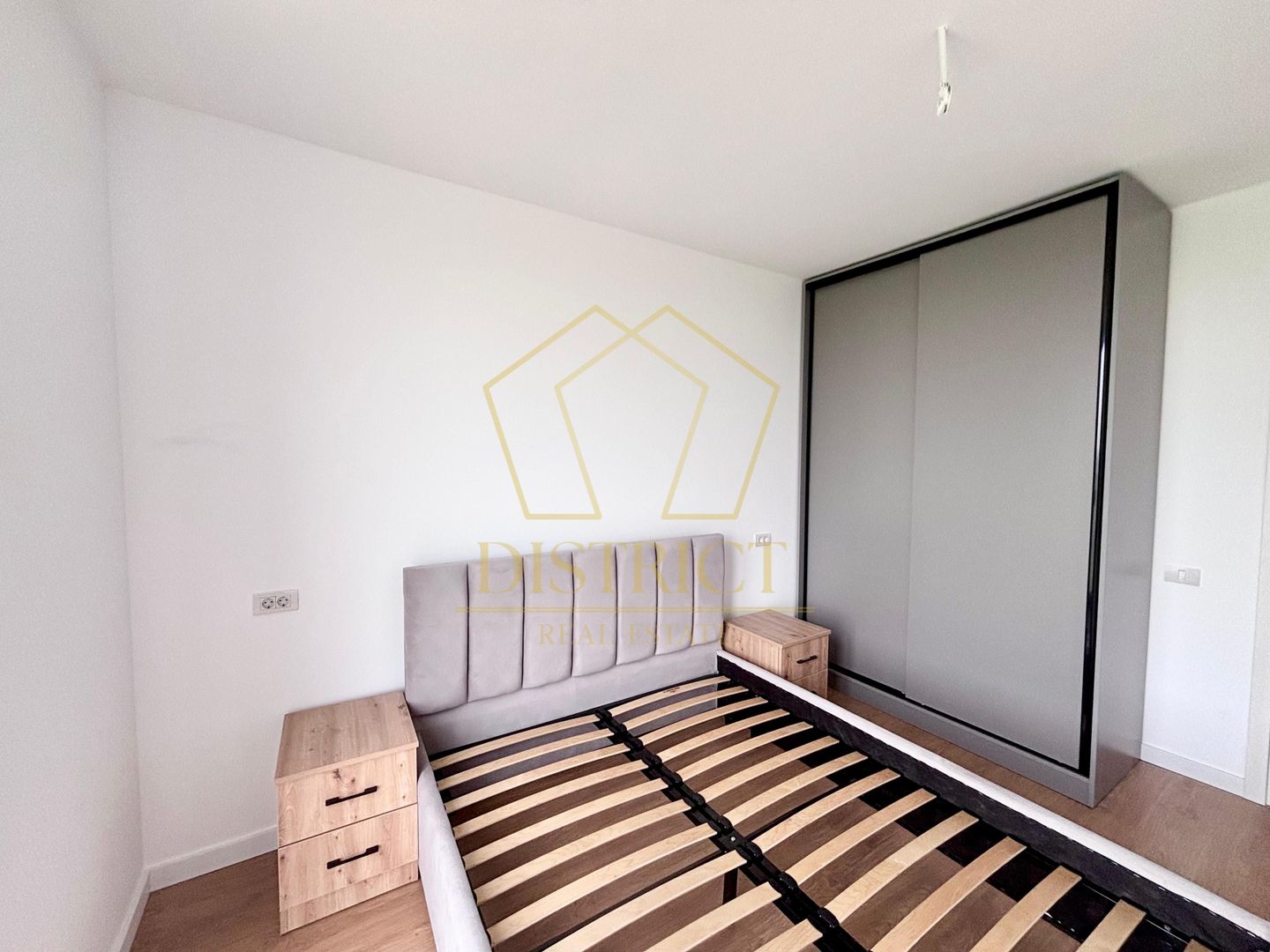 Apartament semi-mobilat cu 2 camere | Torontalului - Poză 5