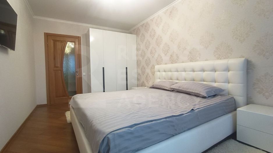 Chirie, apartament, 3 camere, str. Burebista, sectorul Botanica - Poză 9