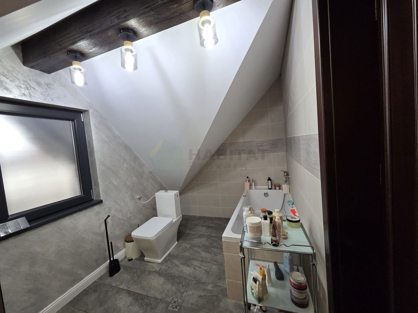 Casă unicat, stil american, 4 camere, garaj, teren 450 mp – Tunari - Poză 27